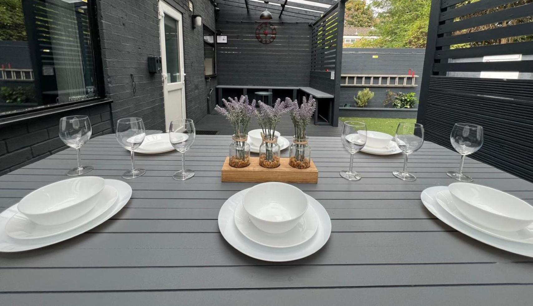 Modern Suites -5 Bedroom House- With Free Parking Birmingham City 외부 사진