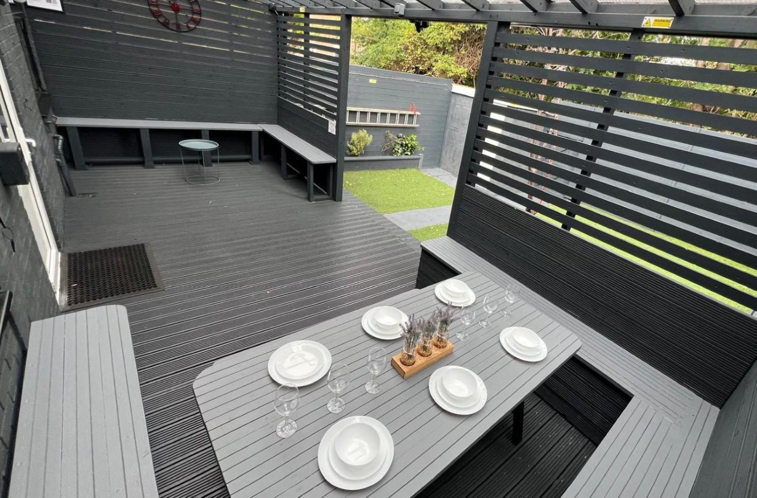 Modern Suites -5 Bedroom House- With Free Parking Birmingham City 외부 사진